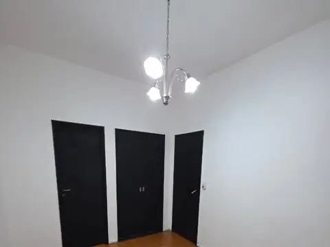 ALQUILER 2 AMB PATIO INTERNO APTO PROF MICROCENTRO