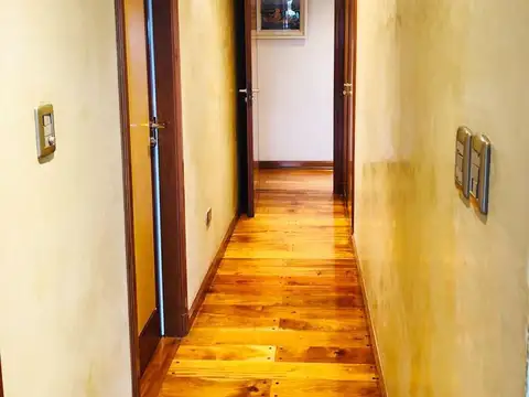 Departamento 5 ambientes con 4 baños
