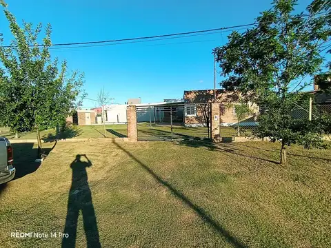 Casa 4 ambientes con 1 baño