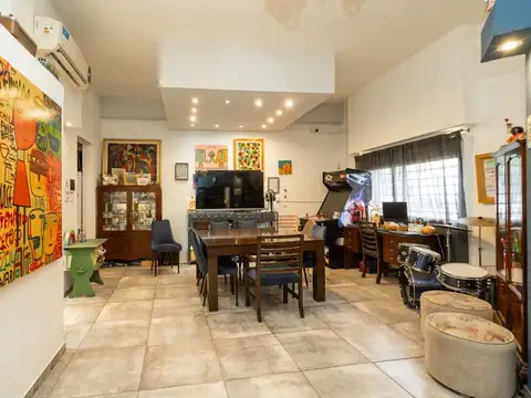 VENTA CASA DEVOTO 5 AMBIENTES REFACCIONADA