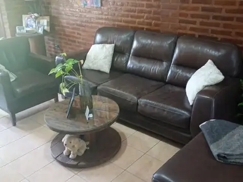 Casa en Venta en Moreno, USD 199.000