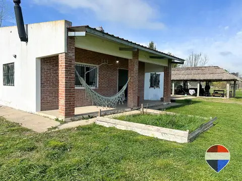 LOTE EN VENTA EN CAÑUELAS CON CONSTRUCCIÓNES