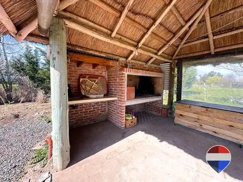 LOTE EN VENTA EN CAÑUELAS CON CONSTRUCCIÓNES