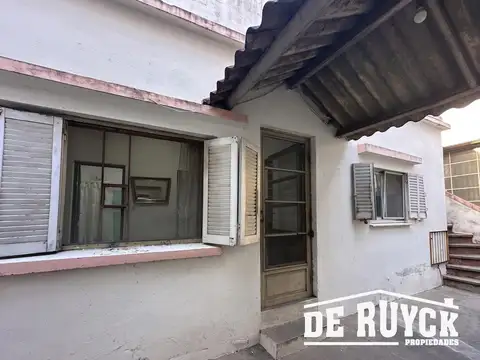Depto Tipo Casa en Venta de 2 ambientes