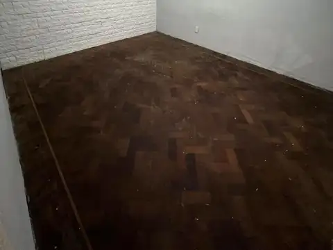 Depto Tipo Casa en Venta en Lanús Oeste, USD 62.000