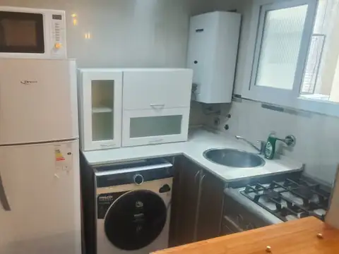 Marcelo Torcuato De Alvear 2300, Piso 1