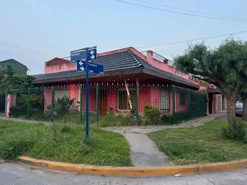 Casa en Venta en Villa Luzuriaga, USD 100.000
