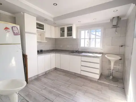 Calle 54 entre 161 y 162 6100