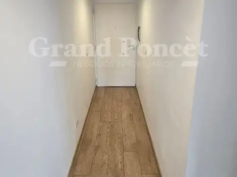 Departamento de 2 Ambientes con Balcón y Cochera