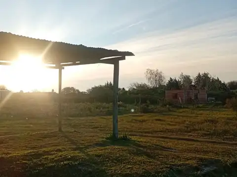 Casa 2 dormitorios y terreno, Rosario del Tala