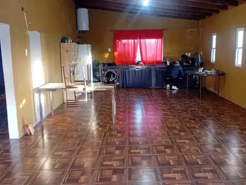 Casa 2 dormitorios y terreno, Rosario del Tala