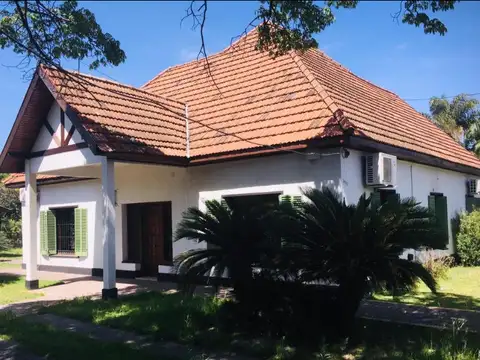 VENTA CASA QUINTA  IDEAL PARA SALON DE EVENTOS - RESTAURANT  