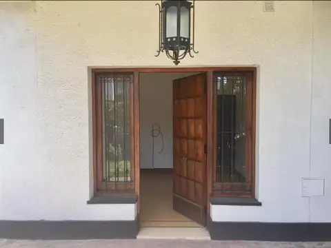 VENTA CASA QUINTA  IDEAL PARA SALON DE EVENTOS - RESTAURANT  