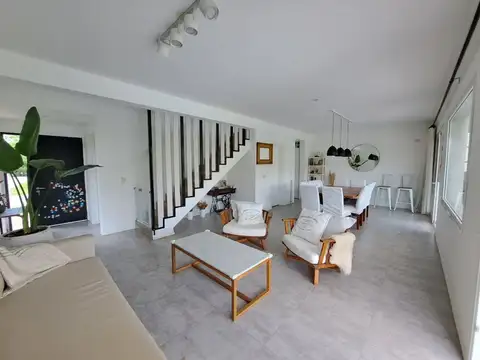 Casa en Venta al Este