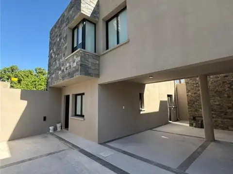 Casa en Alquiler de 2 dormitorios