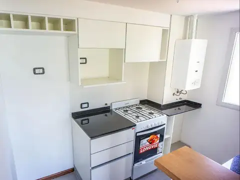 Casa 2 ambientes con 1 baño
