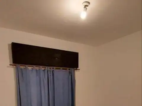 Casa 2 ambientes con 1 baño