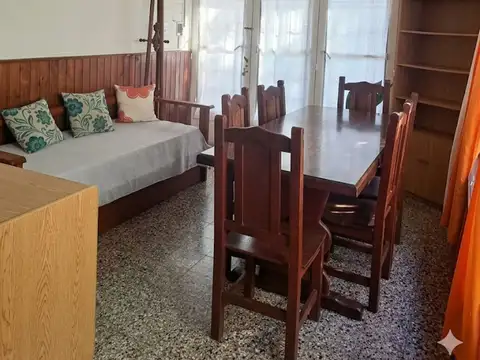 Depto Tipo Casa en Venta de 4 dormitorios