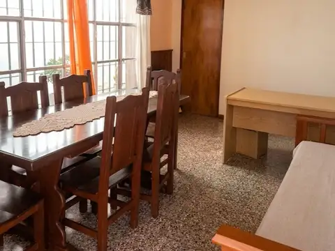 Depto Tipo Casa en Venta de 4 ambientes