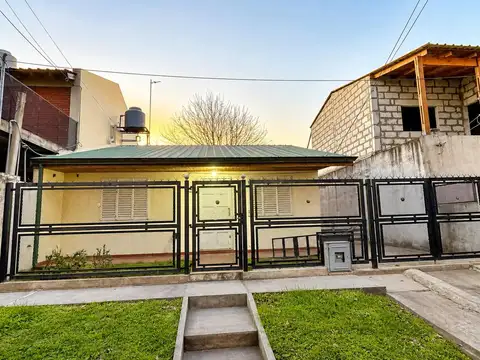 VENTA CASA 3 AMBIENTES EL PATO - BERAZATEGUI
