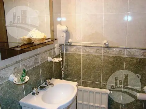 Hotel en Venta 68 años