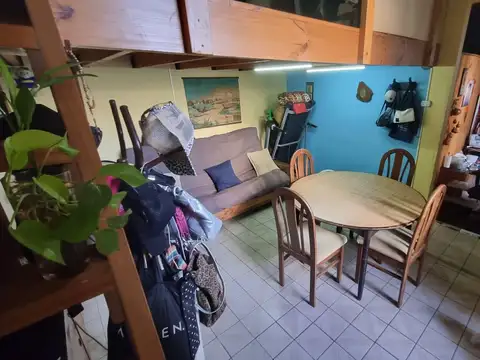 Depto Tipo Casa en Venta 70 años