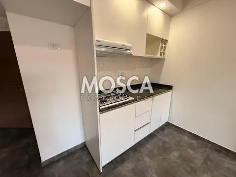 Departamento en Alquiler con 1 cochera