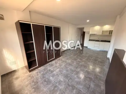 Molina Campos 160