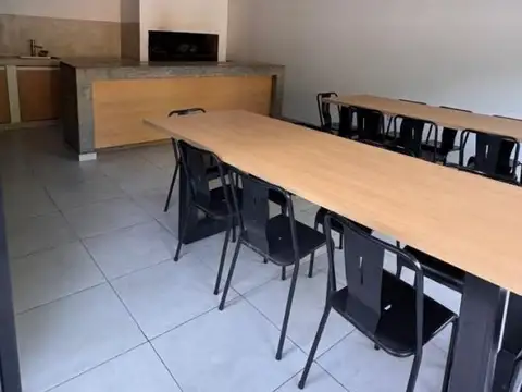 Departamento en Alquiler con 1 cocheras