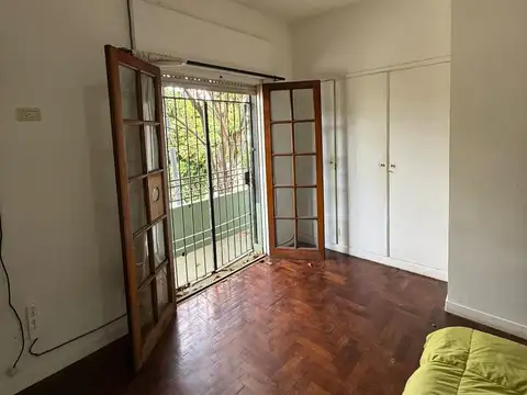 Depto Tipo Casa en Venta 40 años