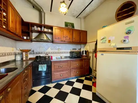 Depto Tipo Casa 4 ambientes con 2 baños