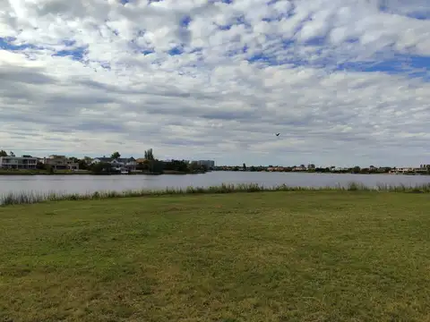 Terreno en Venta 42  mts Frente