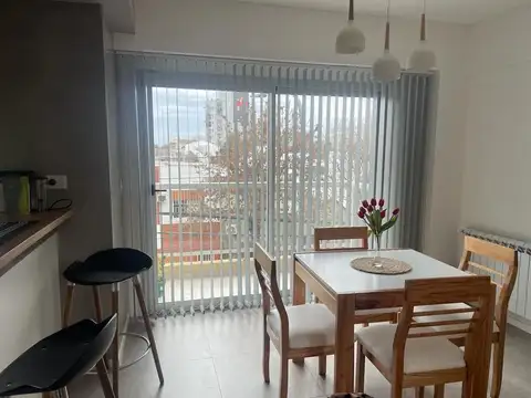 2 AMB AL FTE CON BALCON, COCHER INDIV. Y BAULERA