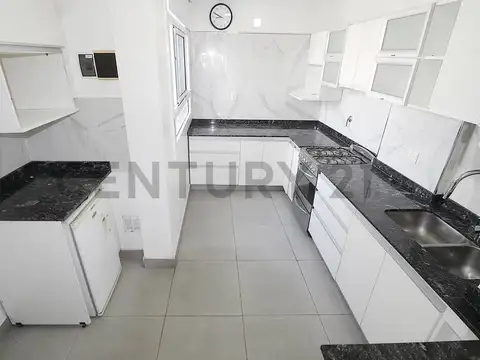 Departamento en Venta de 4 dormitorios