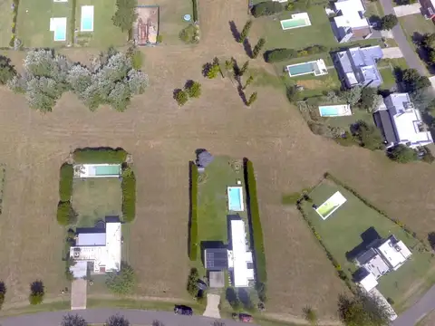 Lote en venta Palenques Manzanares con fondo libre