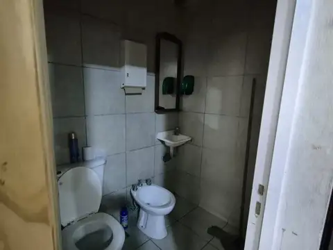 Local en Venta en Barrio Matheu, USD 90.000