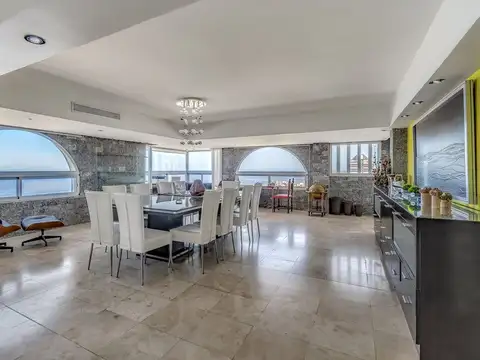 Apartamento 4 dormitorios en venta en península