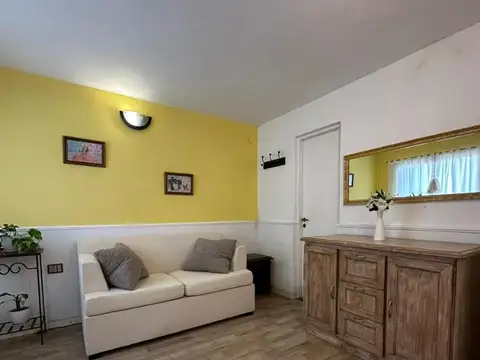 Casa en Venta con 4 cocheras