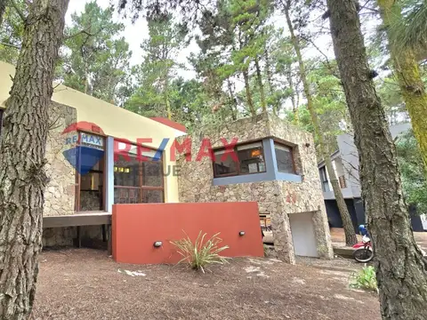 CASA VENTA CUATRO AMBIENTES EN MAR DE LAS PAMPAS