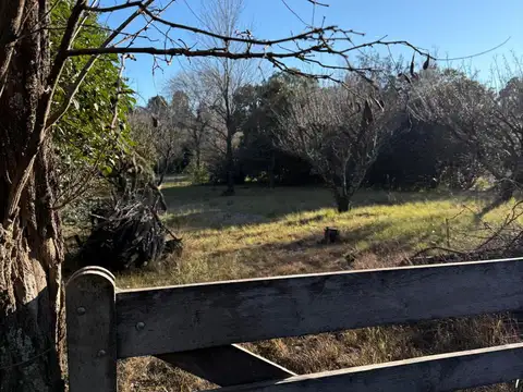 Terreno en La Cumbre con gas natural a dos cuadras del golf