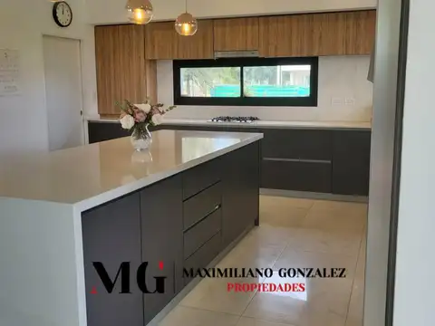Casa en Venta en Countries y Barrios Cerrados en San Vicente, USD 450.000