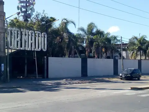 Galpon en Venta en Los Polvorines, USD 2.500.000