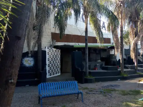 Galpón 2650m2 s/Lote 50x64 Techo Parabólico 9m alt s/Ruta 8