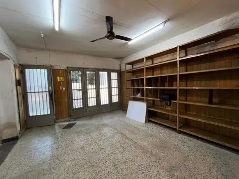 Casa 5 ambientes con 1 baño