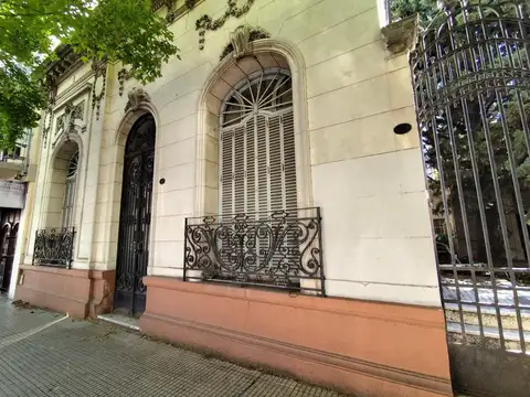 Casa en Venta en Flores, USD 380.000