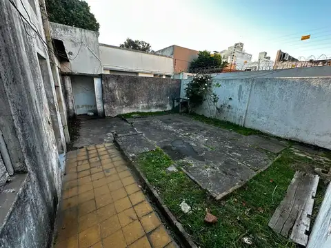 Depto Tipo Casa en Venta 60 años