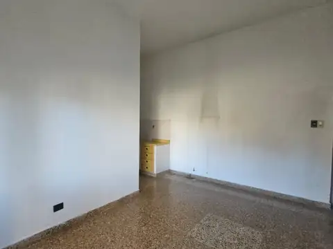 Depto Tipo Casa en Venta en Banfield, USD 52.000