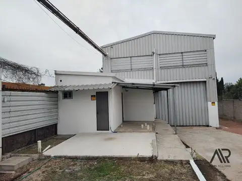 Alquiler de Galpón en Barrio Nuevo París, Montevideo 100
