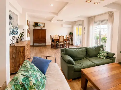 Venta - Departamento 5 ambientes en Caballito con Quincho, terraza, doble cochera y baulera