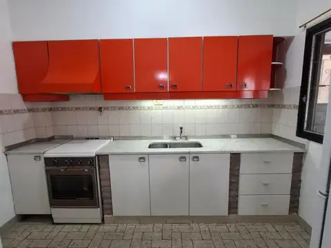 Depto Tipo Casa en Venta en Villa Maipú, USD 95.000
